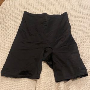 black biker shorts
